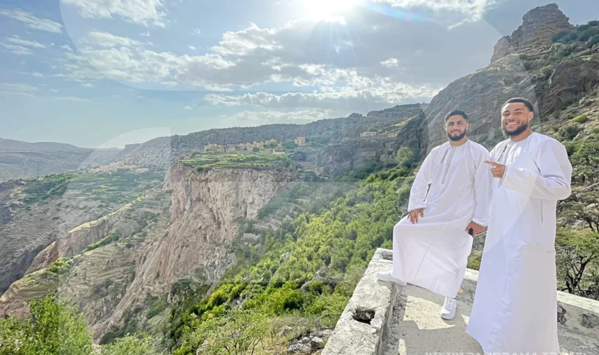 TRAVEL LIKE A STAR: EXPLORE OUR EXCLUSIVE CELEBRITY TOURS